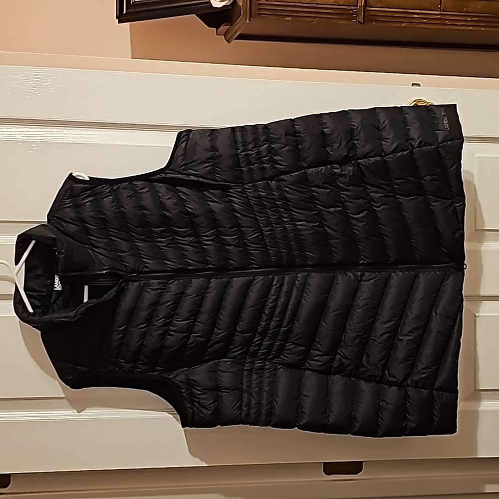 Lands End black lightweight vest with pockets 1x Euc